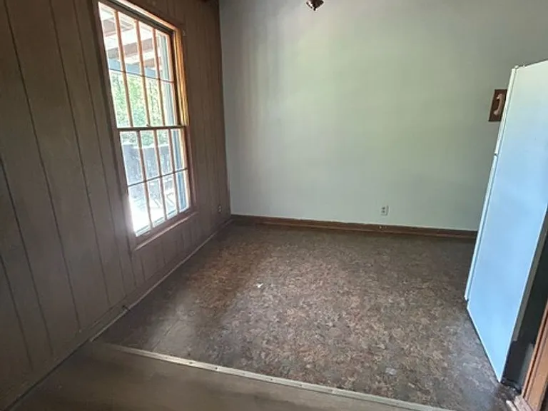 207 Audubon Dr — Photo 8
