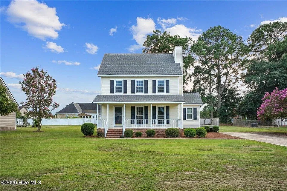 300 Trappers Wood Dr