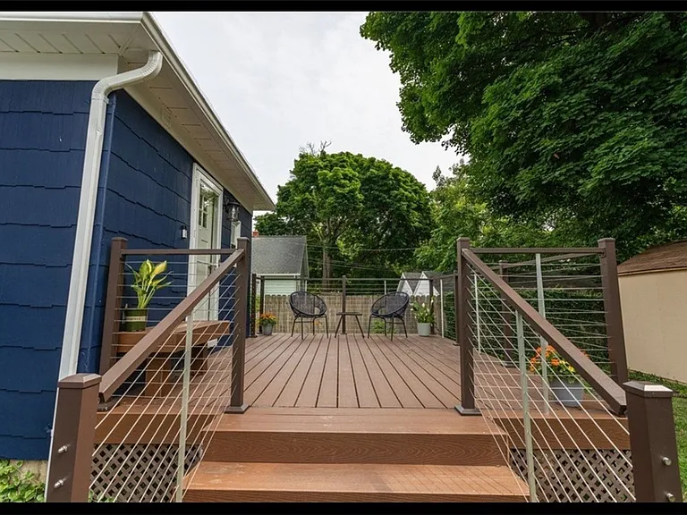 208 Middlesex Rd — Photo 7