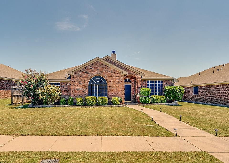 1st image of 1318 Chapel Creek Dr
