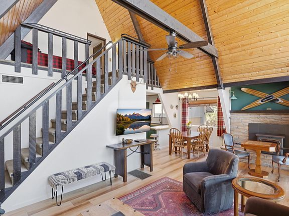 4th image of 713 N Matterhorn Rd