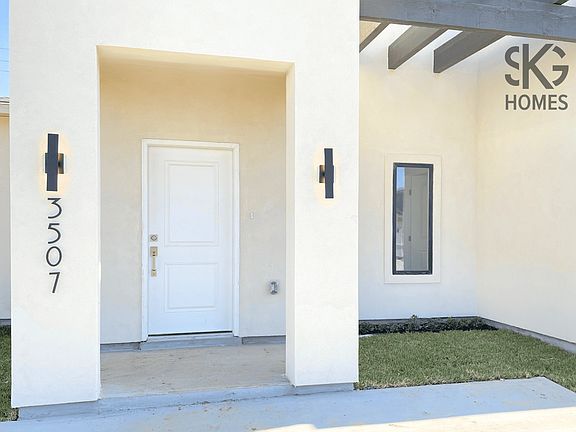 4th image of 3507 Pascual De Leon Rd