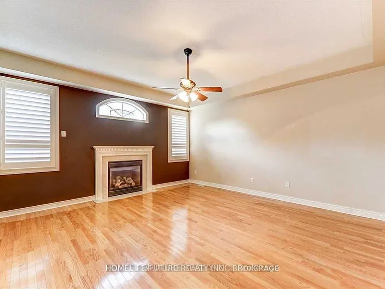 20 Kenilworth Cres — Photo 8