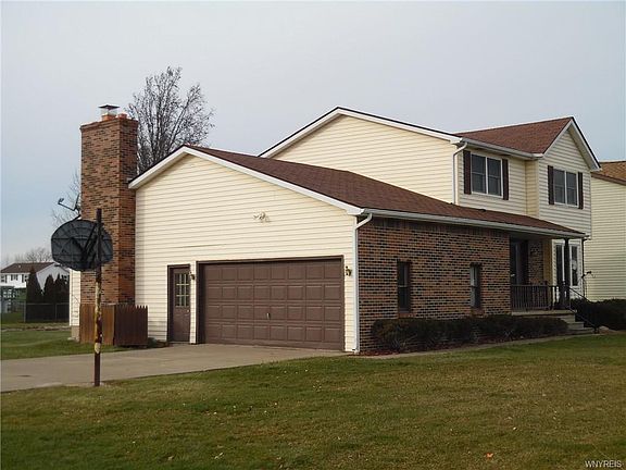 2nd image of 7018 Dawn Dr