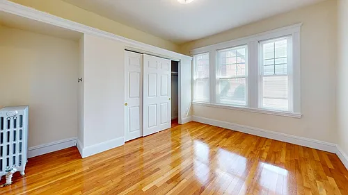 202 Baker St Photo 1