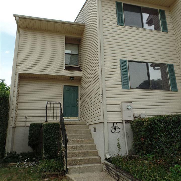 1st image of 917 Brookside Ct