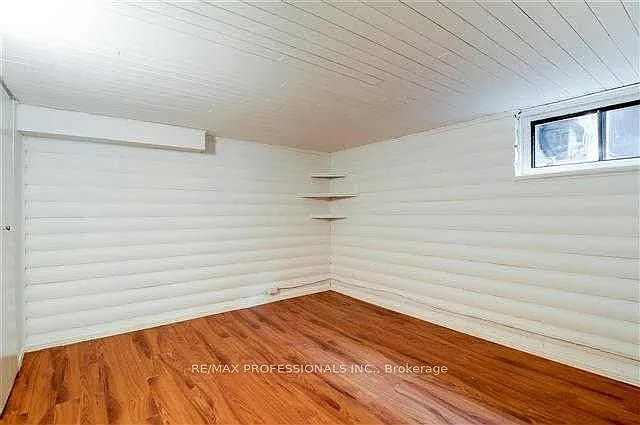 34 Glenside Ave #LOWER — Photo 7