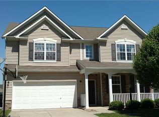 3095 Parkview Dr, Columbus, IN 47201