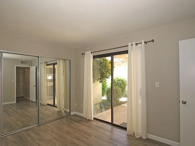15 Marbella Dr #15 — Photo 17