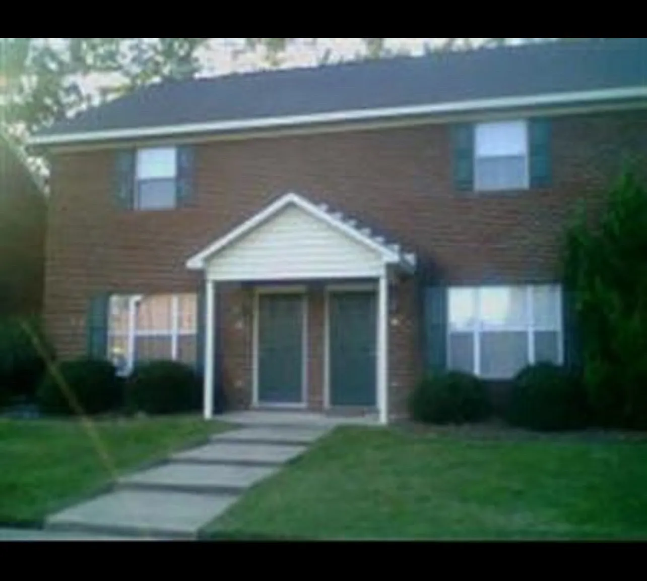 2 bed, 2.5 bath, 1152 sqft, $1,125 — Photo 1