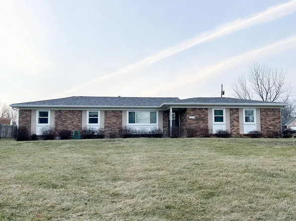 3522 W Starlight Dr, Connersville, IN 47331