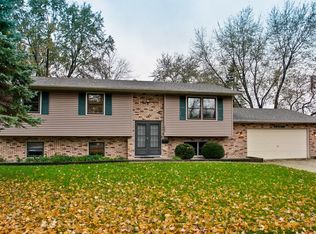 234 N School St, Cary, IL