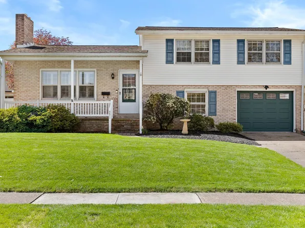 4611 Danbury Rd, Harrisburg, PA 17109