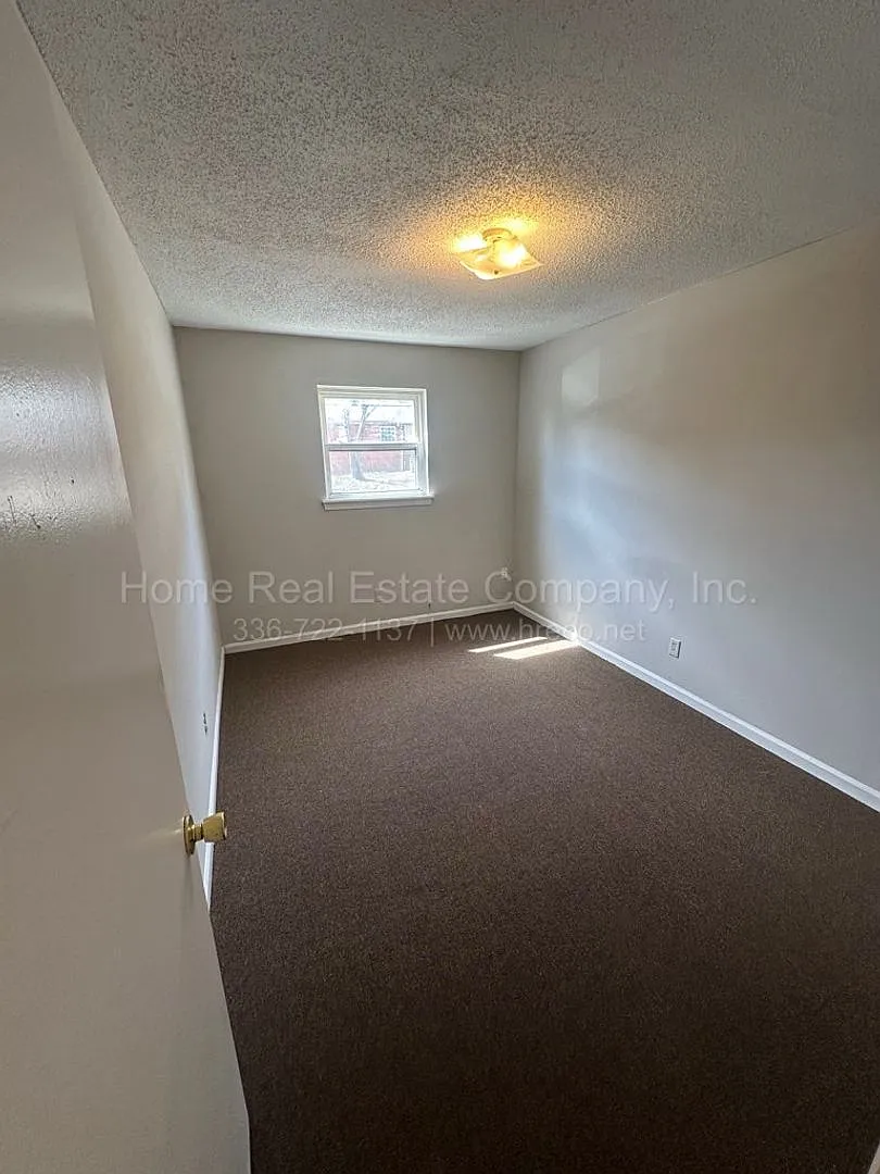 151 Westdale Avenue Apt A — Photo 3