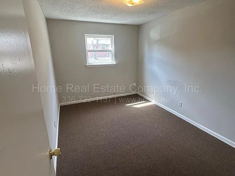 151 Westdale Ave #A — Photo 3