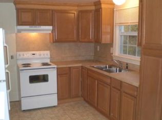 1206 W Osborn Rd #B, Farmville, VA 23901