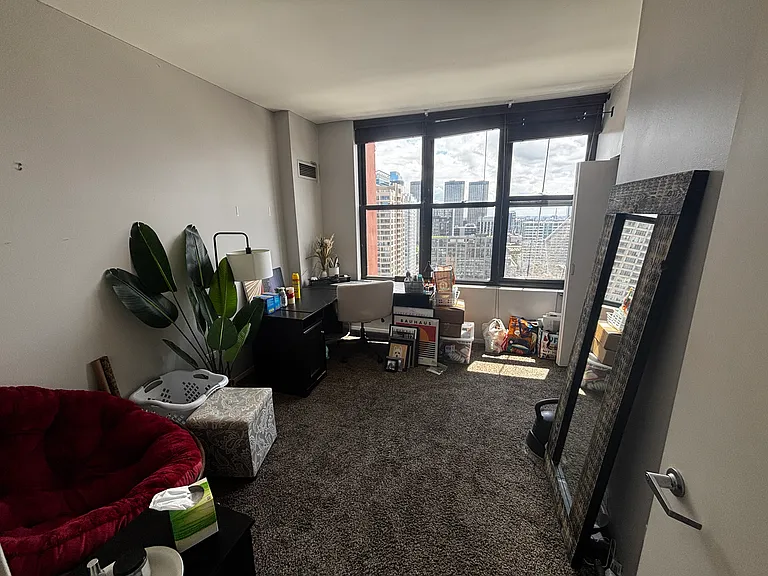 330 N Jefferson St #2104 — Photo 15
