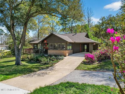 9936 Ana Hulu St, Diamondhead, MS, 39525