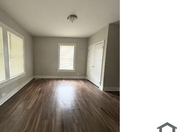 704 Avenue I