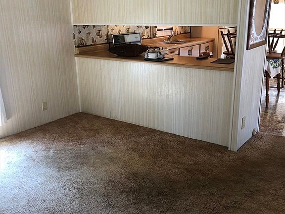 4th image of 16 Stella Dr