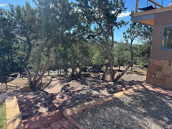5th image of 719 Los Lovatos Rd #1