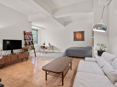 88 Greenwich St APT 327, New York, NY, 10006