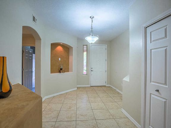 3rd image of 4509 Beresford Ln NW