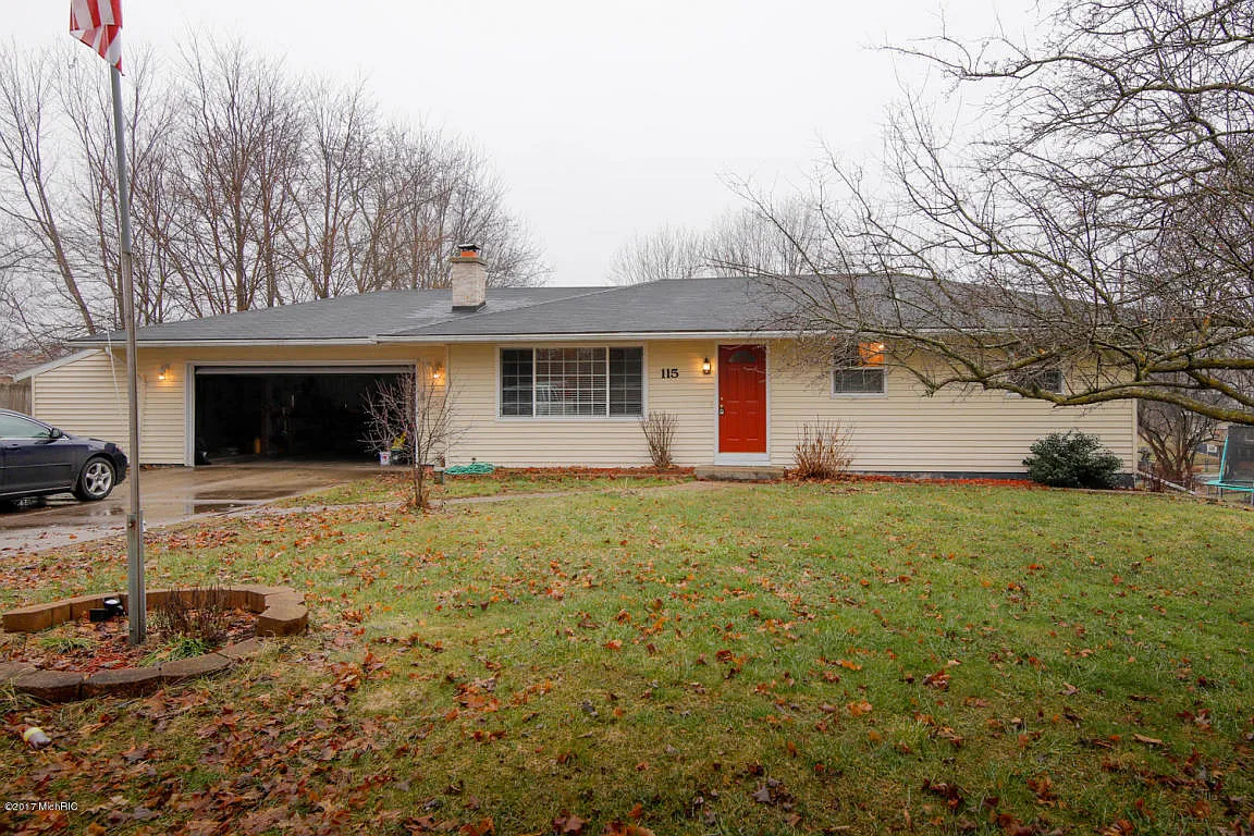 115 Embury Dr photo 1