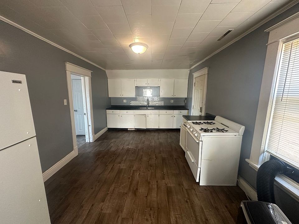 1st image of 426 W 7th St #2B-1BA