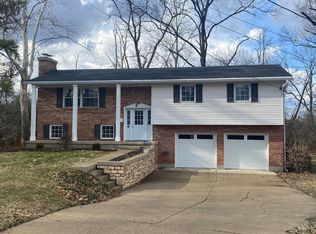26 Bab Ln, Hamilton, OH 45013