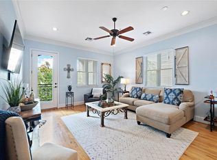 58 Briar Hollow Ln APT 303, Houston, TX 77027