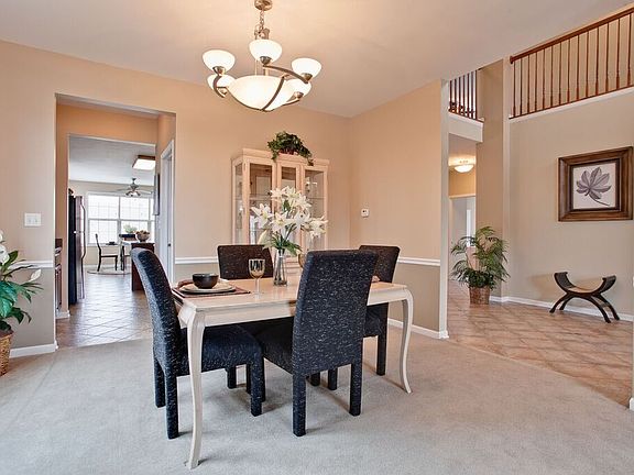 4th image of 820 Sara Ct