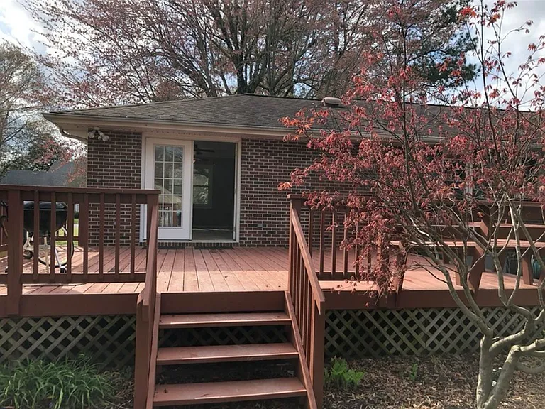8 Carolyn Dr — Photo 7