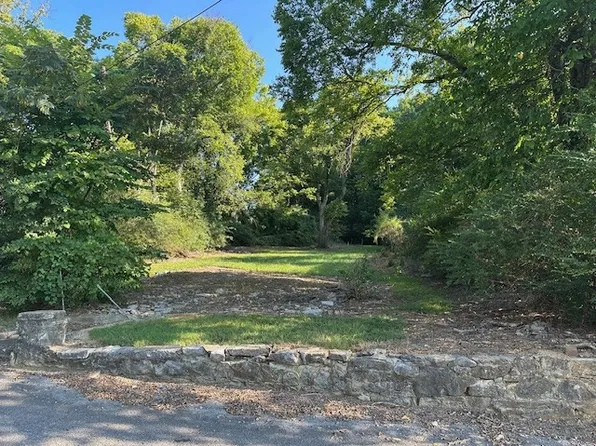 515 Edison St W, Fayetteville, TN 37334