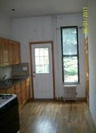 1st image of 139 N 8th St APT 1R