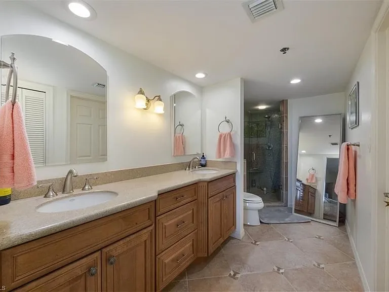 4130 Bayhead Dr #301 — Photo 16