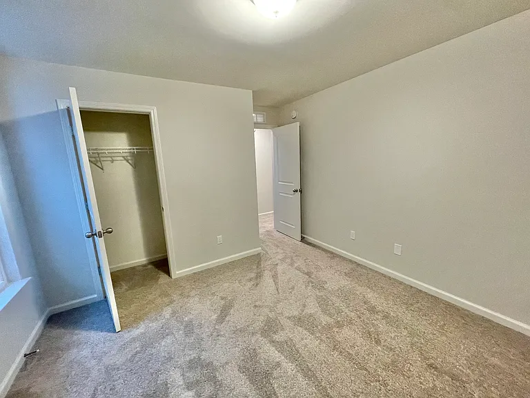1124 Leanndra Park — Photo 27