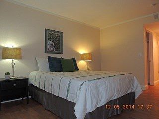 5th image of 750 Canyon Oaks Dr APT B