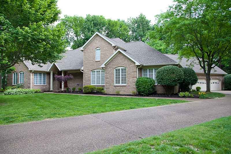 view from cul-de-sac