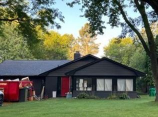 109 Hartz Dr, Holly, MI 48442