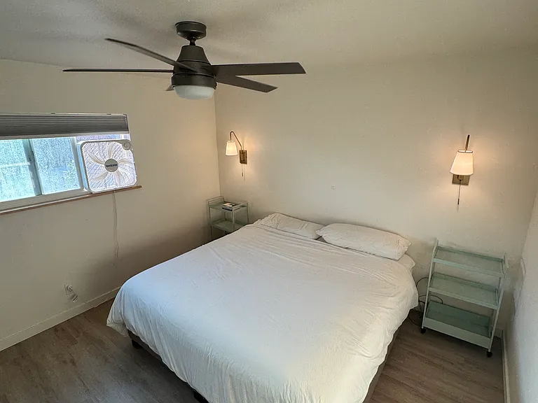 6015 Jacaranda Way #D — Photo 7