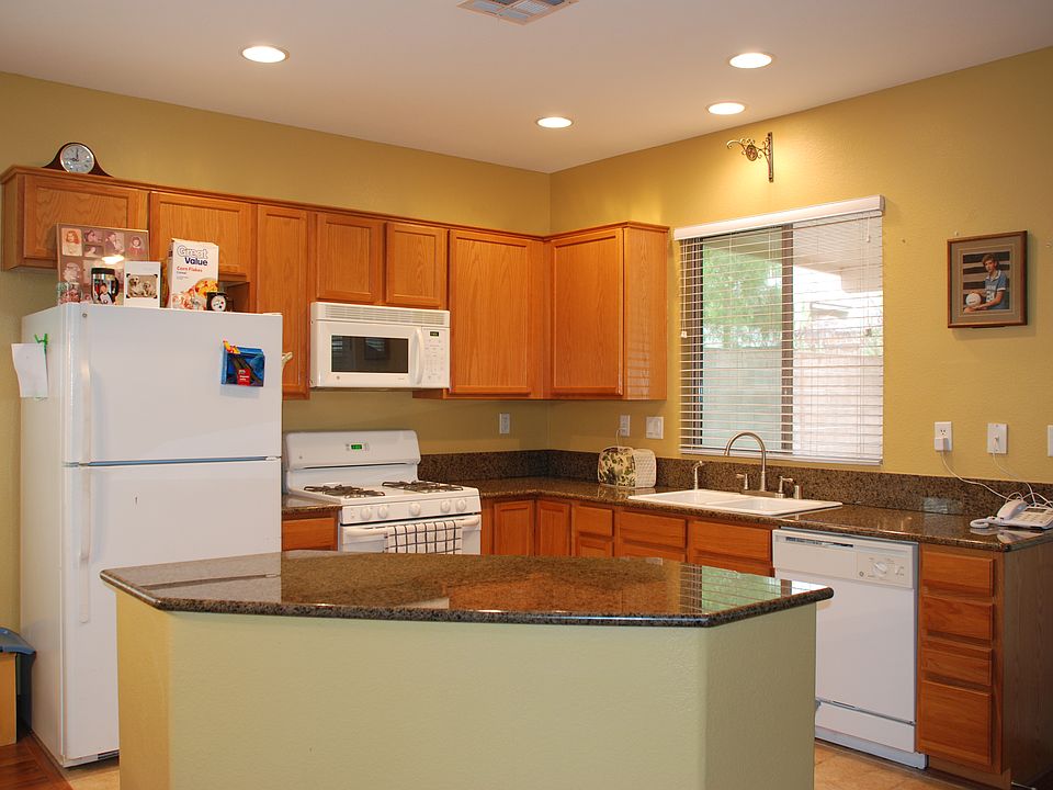 1st image of 10955 Newcastle Hills St