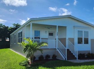 162 Elmwood Ln, Naples, FL 34112