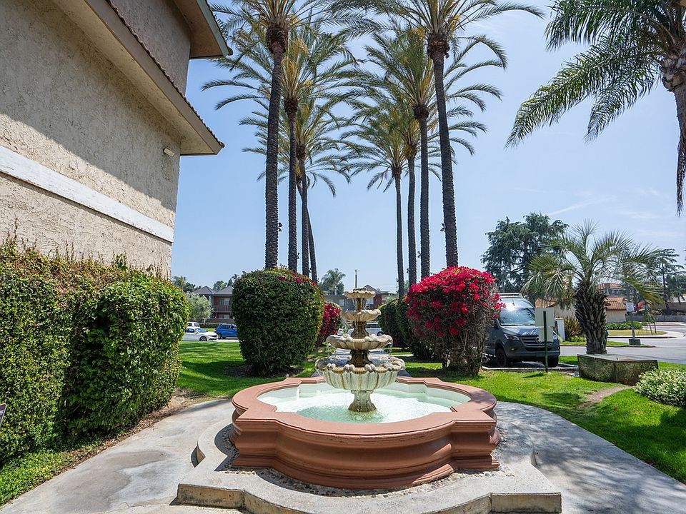 The Medici at South Hills-3-X3