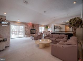 501 Flora Cir, Springfield, PA 19064