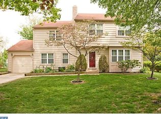 23 Hunters Dr, Mount Laurel, NJ 08054