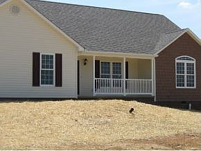1st image of 305 Charlie Ave