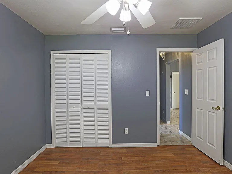 3818 SW 7th Pl — Photo 5