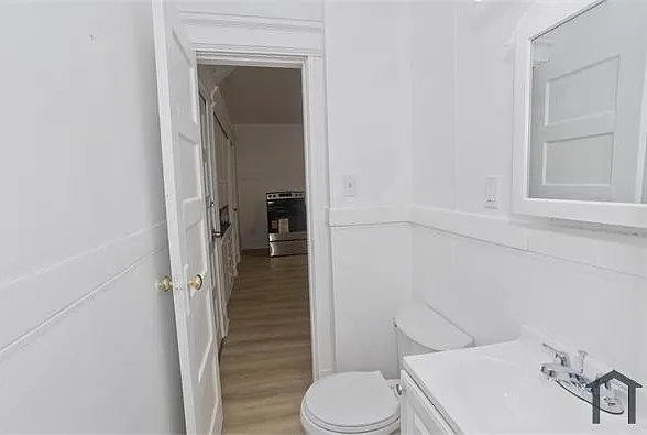 31 Rose St #1 — Photo 11