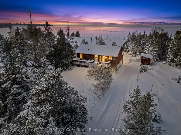 798 Dorcas Bay Rd, Northern Bruce Peninsula, ON N0H 2R0